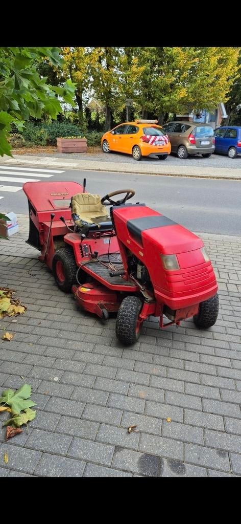 KOOPT EN HERSTELT TRACTORMAAIER, MAAIER,, Tuin en Terras, Zitmaaiers, Ophalen of Verzenden, Zo goed als nieuw