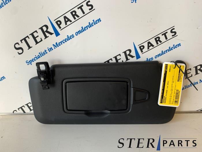Zonneklep van een Mercedes B-Klasse, Gebruikt, -, Ophalen of Verzenden, -