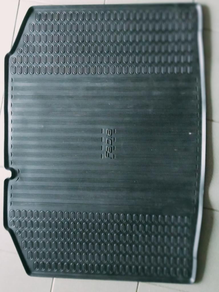 Tapis de coffre, Enlèvement, Comme neuf