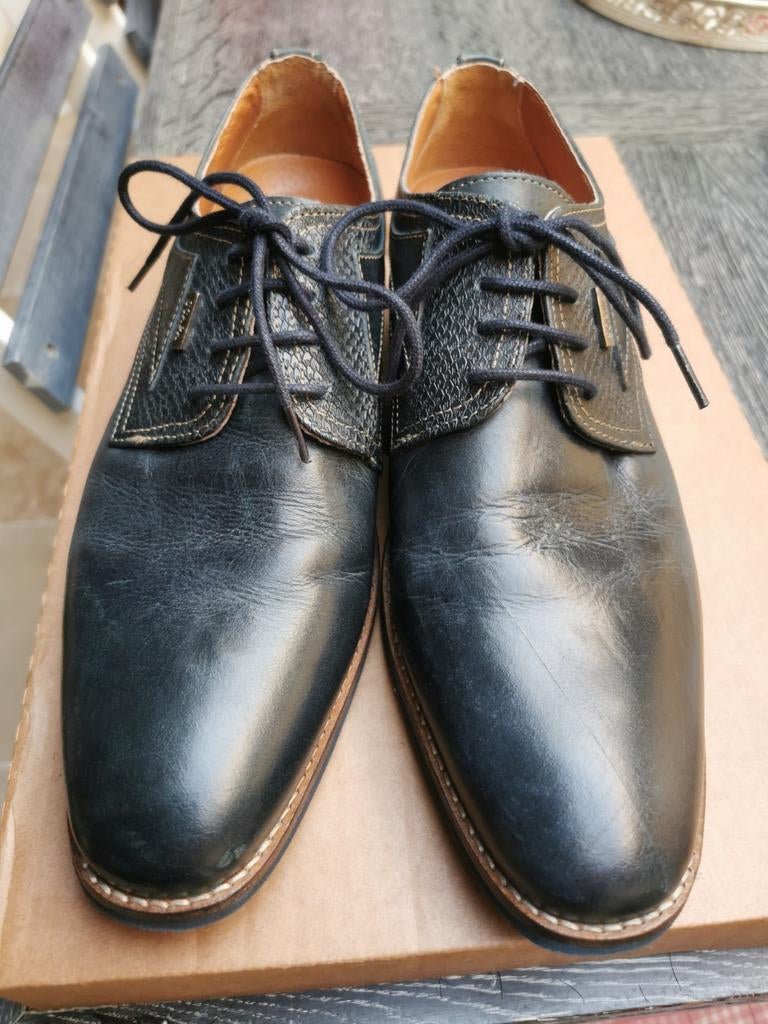 Très belles chaussures homme en cuir de Scapa, Vêtements | Hommes, Chaussures, Enlèvement ou Envoi, Comme neuf, Bleu