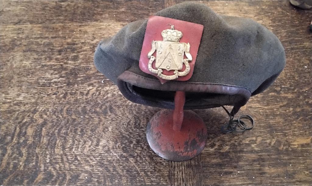 BARET VOOR DE STAD VAN STEEDS, Verzamelen, Ophalen of Verzenden, Luchtmacht, Helm of Baret