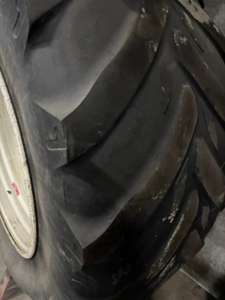 Michelin xeobib 710/60R42, Zakelijke goederen, Landbouw | Onderdelen | Banden, Velgen en Assen, Ophalen of Verzenden