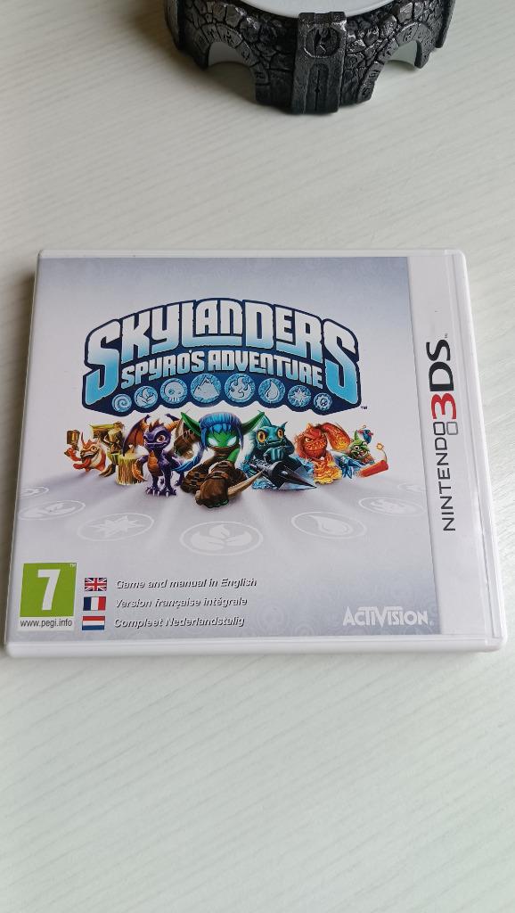 Jeu Skylanders Nintendo 3DS+ 12  Figurines, Enlèvement ou Envoi, Comme neuf, 3DS, Autres types
