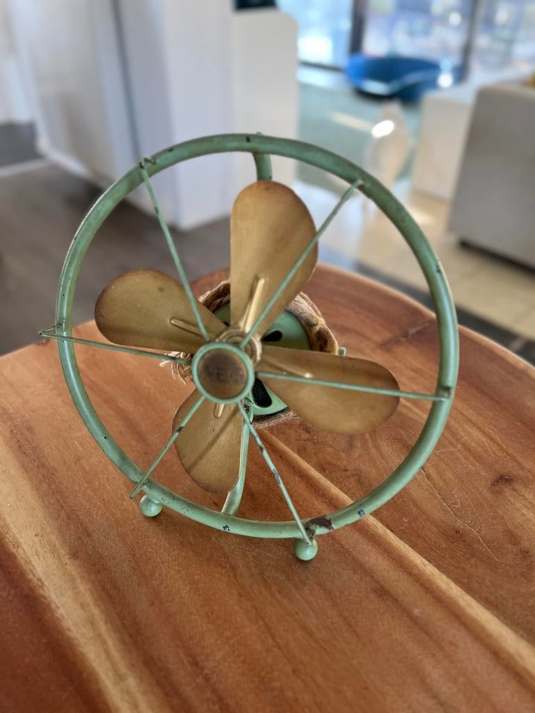 Ventilateur vintage AEG VEM29 — Art Déco — Peter Behrens, Electroménager, Ventilateurs, Comme neuf, Ventilateur de table, Enlèvement ou Envoi