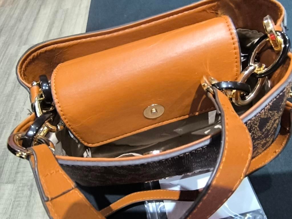 Sac Michael Kors, Enlèvement, Comme neuf