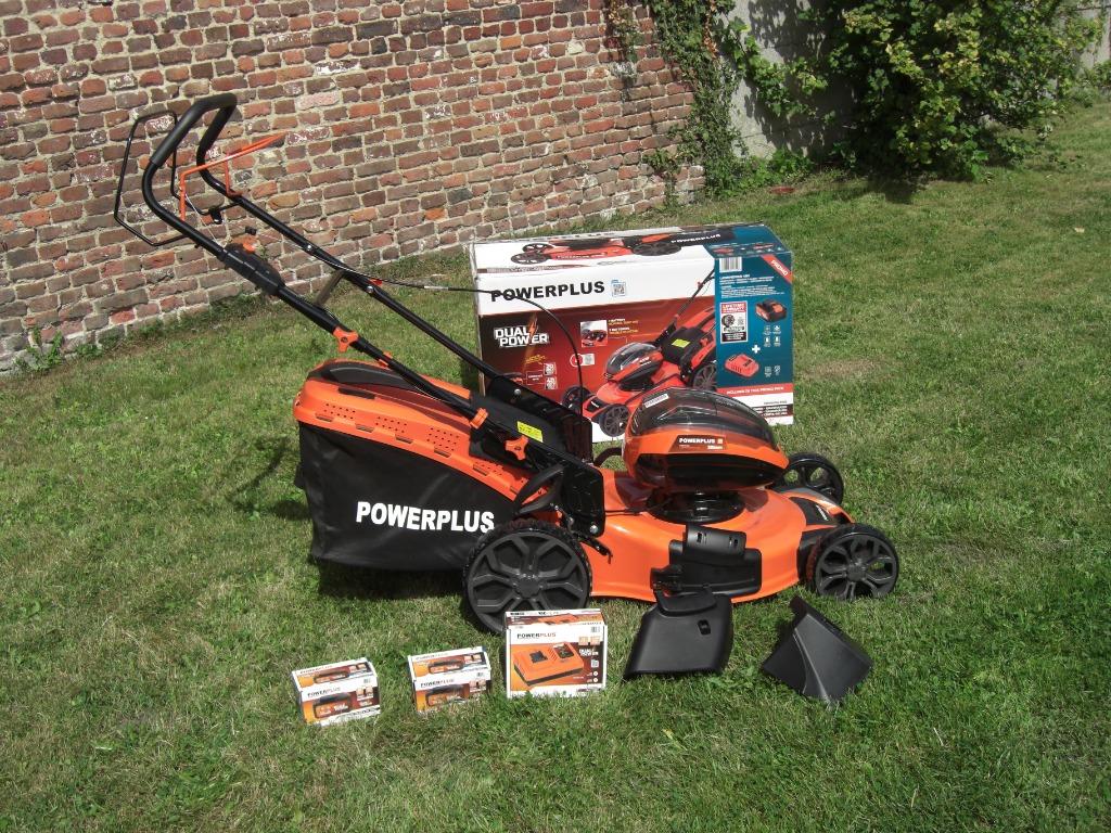 nieuwe zelfrijdend 51cm, 2 x 40 volt 4Ah + Haakse slijper, Tuin en Terras, Grasmaaiers, Nieuw, Accu-grasmaaier, 50 cm of meer