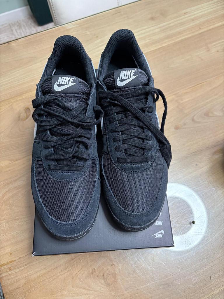 Nike field general unisex, Ophalen of Verzenden, Nieuw, Zwart