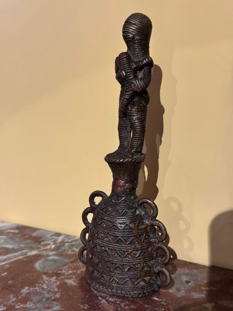 Antieke bronzen bel uit Nigeria, Ophalen of Verzenden, Brons