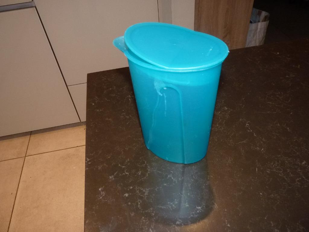 carafe de service tupperware 1 litre, Envoi, Utilisé, Bol ou Canette