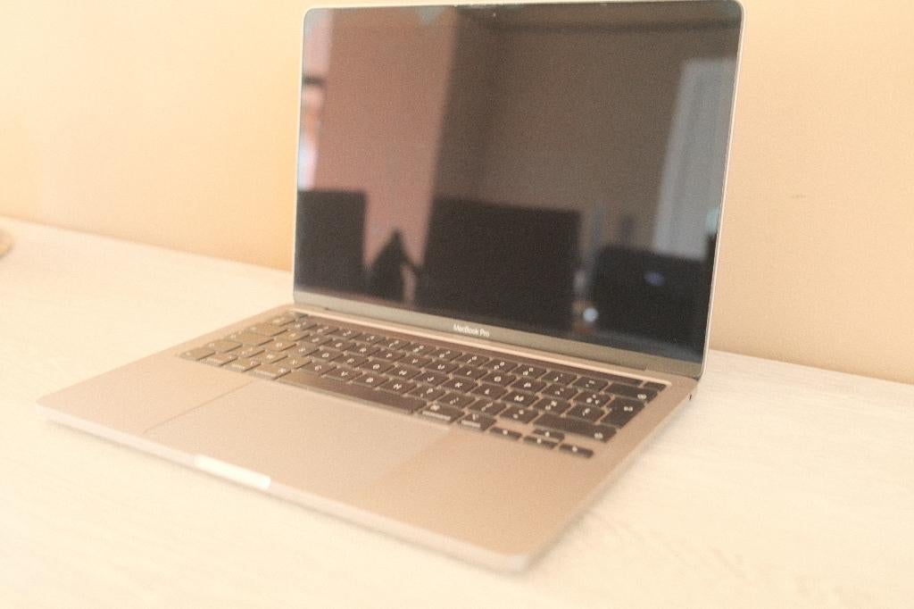 Macbook Pro 13-inch 2020 Touchbar, Gebruikt, 256 GB, 8 GB, 13 inch