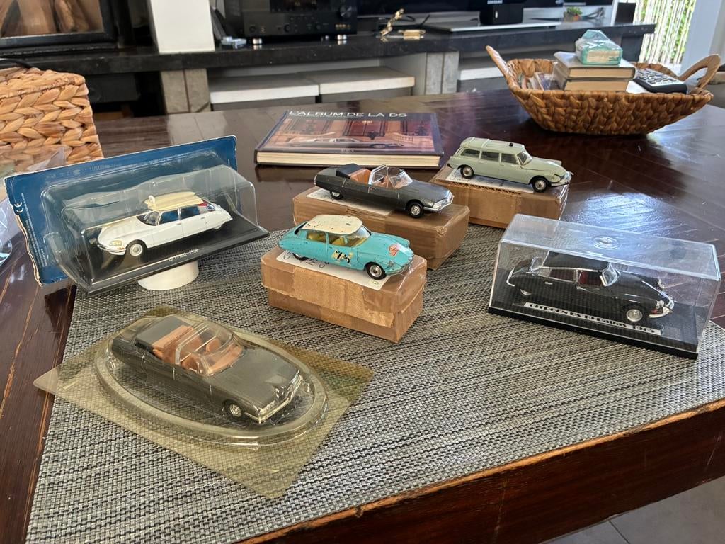 lot collection Citroën ds id sm, Ophalen of Verzenden, Gebruikt, Corgi
