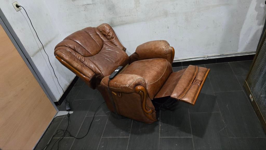 fauteuil relax électrique en cuir et en bois massif merisier, Divers, Enlèvement ou Envoi