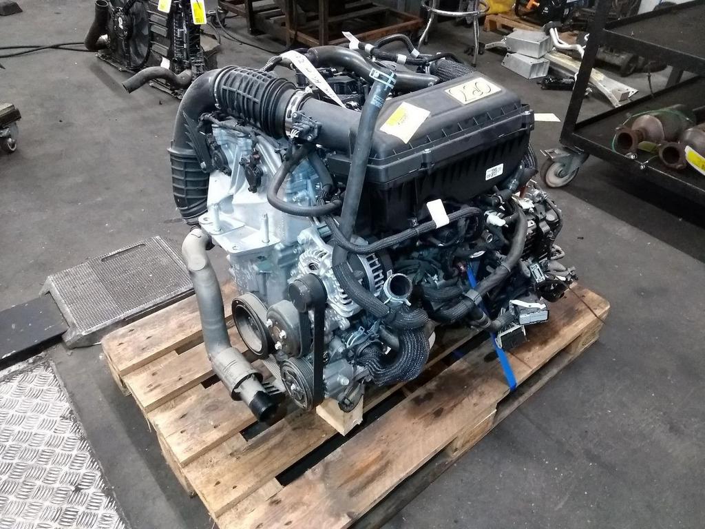 FORD KUGA DFK JC7 ST-LINE DYNAMO PZ1T10300JC 2024, Ophalen of Verzenden, Gebruikt, Stiba lid