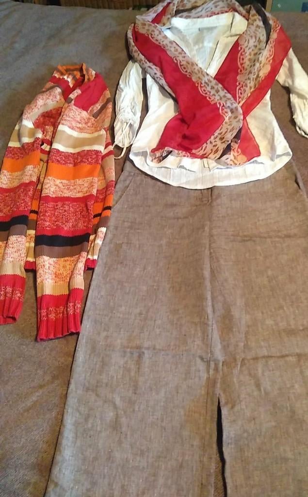 Set linnen broek met blouse, trui en sjaal, Kleding | Dames, Ophalen of Verzenden, Maat 38/40 (M), Bruin