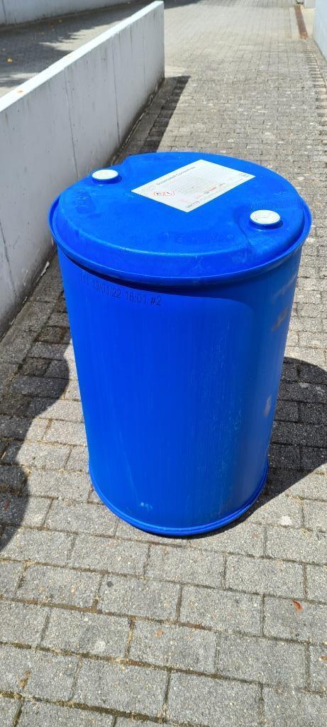 PLASTIEKE BLAUWE VATEN 200 LITER, Ophalen, Gebruikt