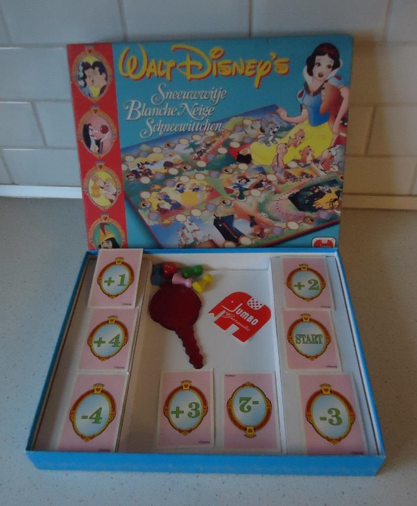 Vintage spel  Walt Disney's  "Sneeuwwitje" van Jumbo in prim, Hobby en Vrije tijd, Gezelschapsspellen | Bordspellen, Een of twee spelers