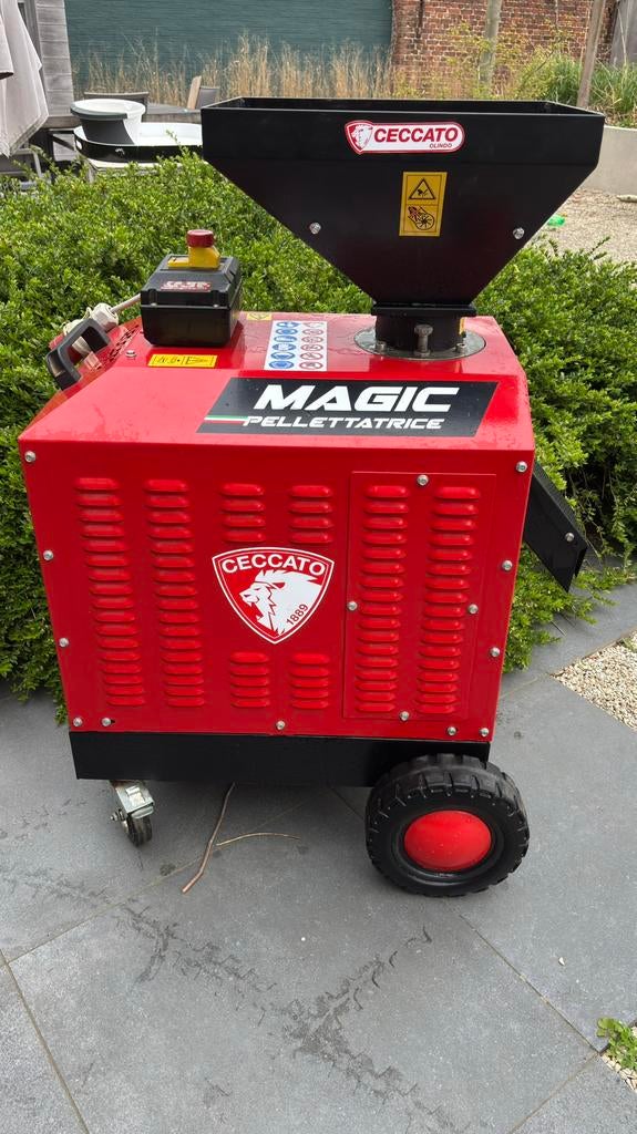 Presse à granulés de bois Ceccato Olindo 7,5 CV, Enlèvement, Comme neuf