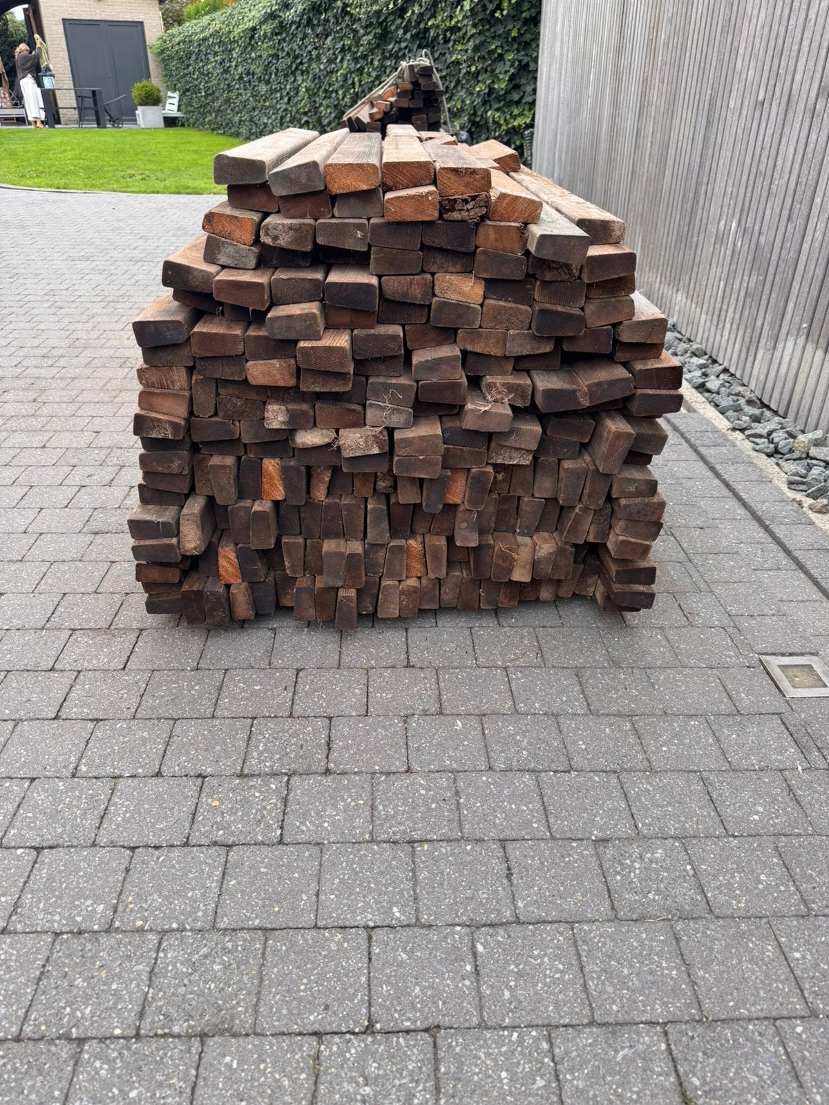 Ceder balken, Ophalen