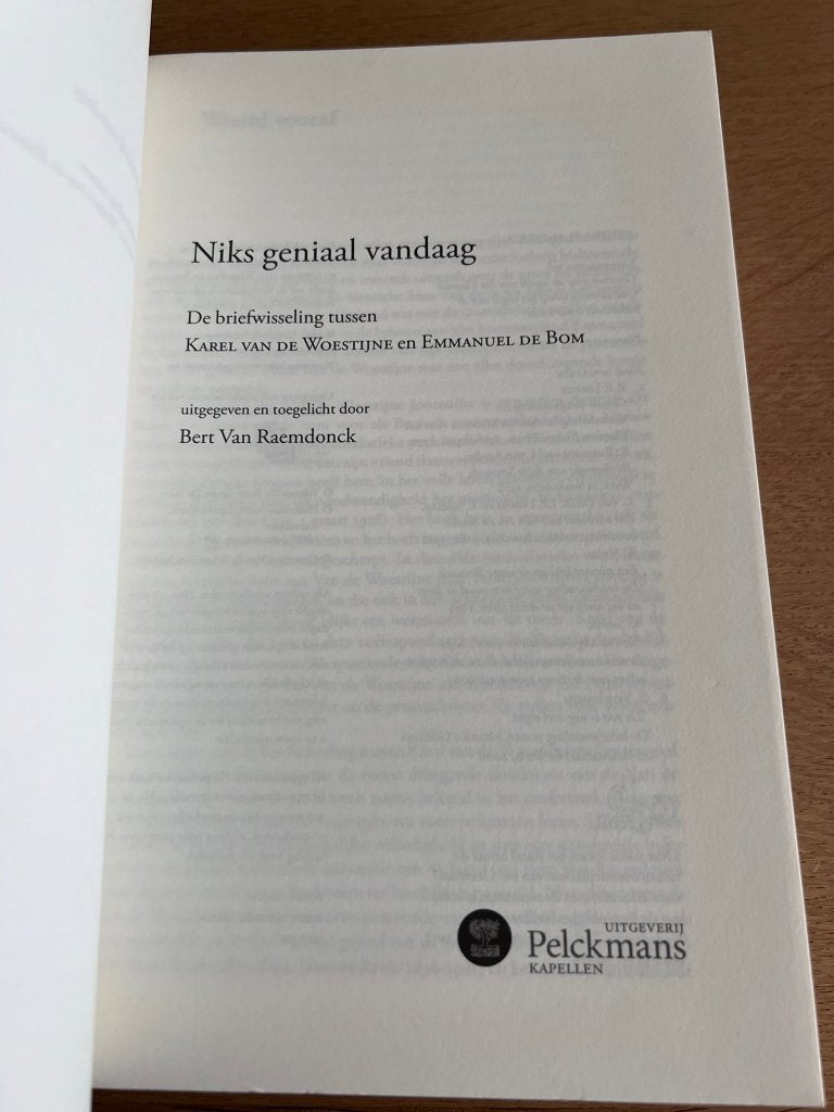 Niks geniaal vandaag, de briefwisseling tussen Karel v d Woe, Boeken, Ophalen of Verzenden, Zo goed als nieuw, Film, Tv en Media