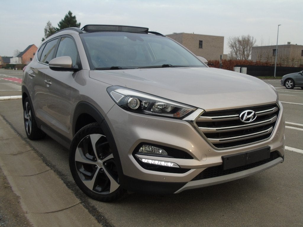 Hyundai TUCSON 2.0 CRDi 2WD *1e Eigen*Camera*Apple Carplay, 100 kW, Dealer onderhouden, 1995 cc, Leder
