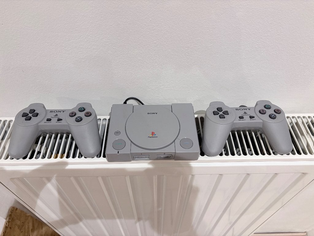 PlayStation Classic - Console officielle Sony - 20 jeux, Consoles de jeu & Jeux vidéo, Consoles de jeu | Sony PlayStation 1, Comme neuf