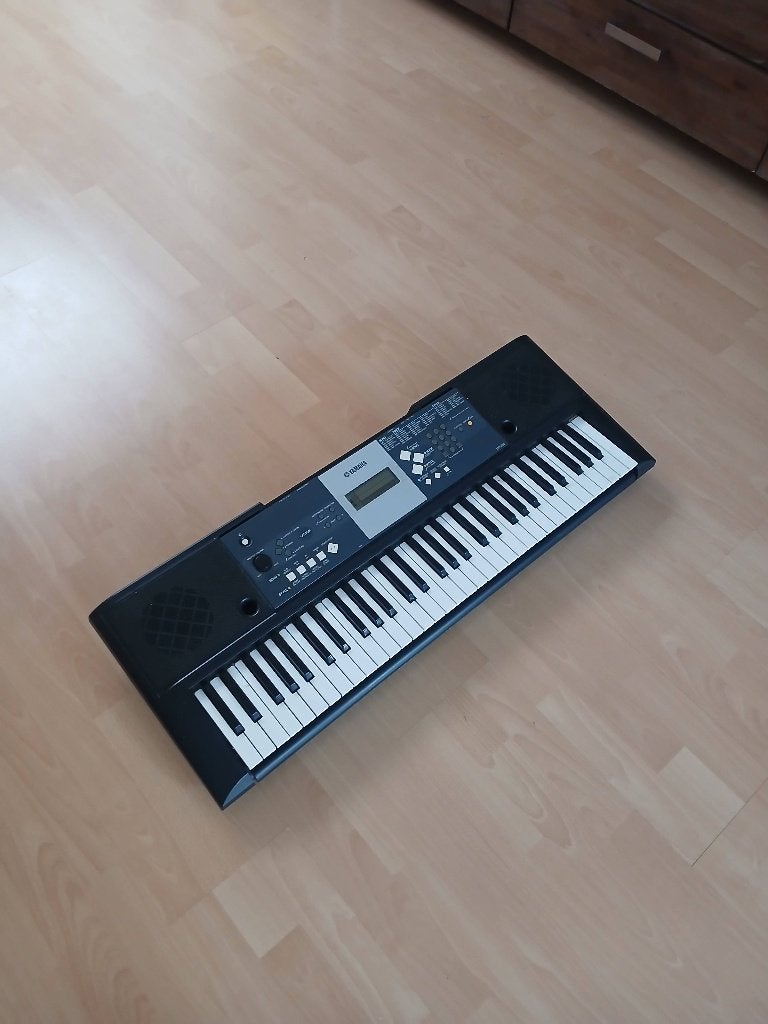 Keyboard, Muziek en Instrumenten, Keyboards, Ophalen, Yamaha, Met standaard, 61 toetsen