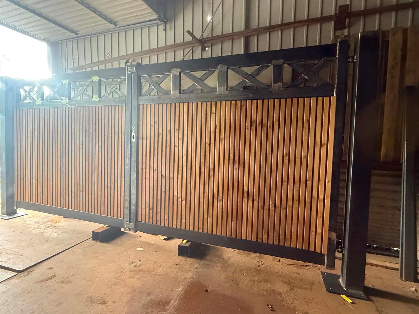 Nieuwe poort staal met hout, Tuin en Terras, Ophalen, Zo goed als nieuw
