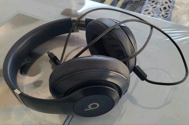 Beats koptelefoon donkerblauw, Audio, Tv en Foto, Hoofdtelefoons, Ophalen of Verzenden, Beats