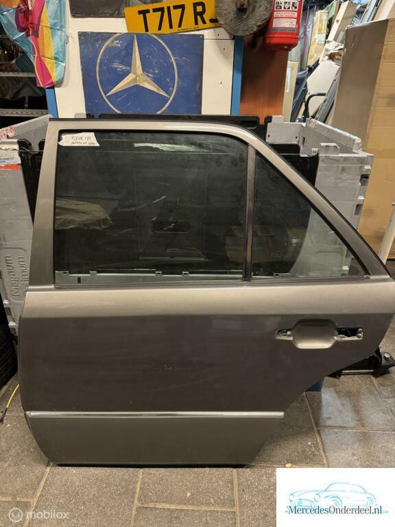 W124 Deur Sedan Links achter, Auto-onderdelen, Gebruikt, Deur, Ophalen of Verzenden