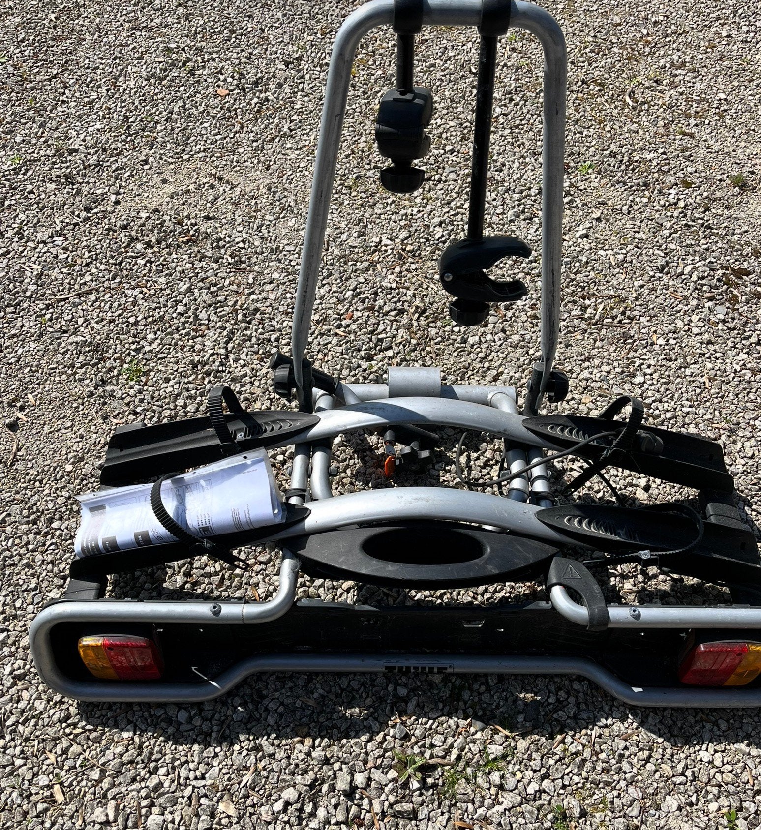 Porte-vélos Thule, Autos : Divers, Support d'attelage, 2 vélos, Pneus larges, Enlèvement