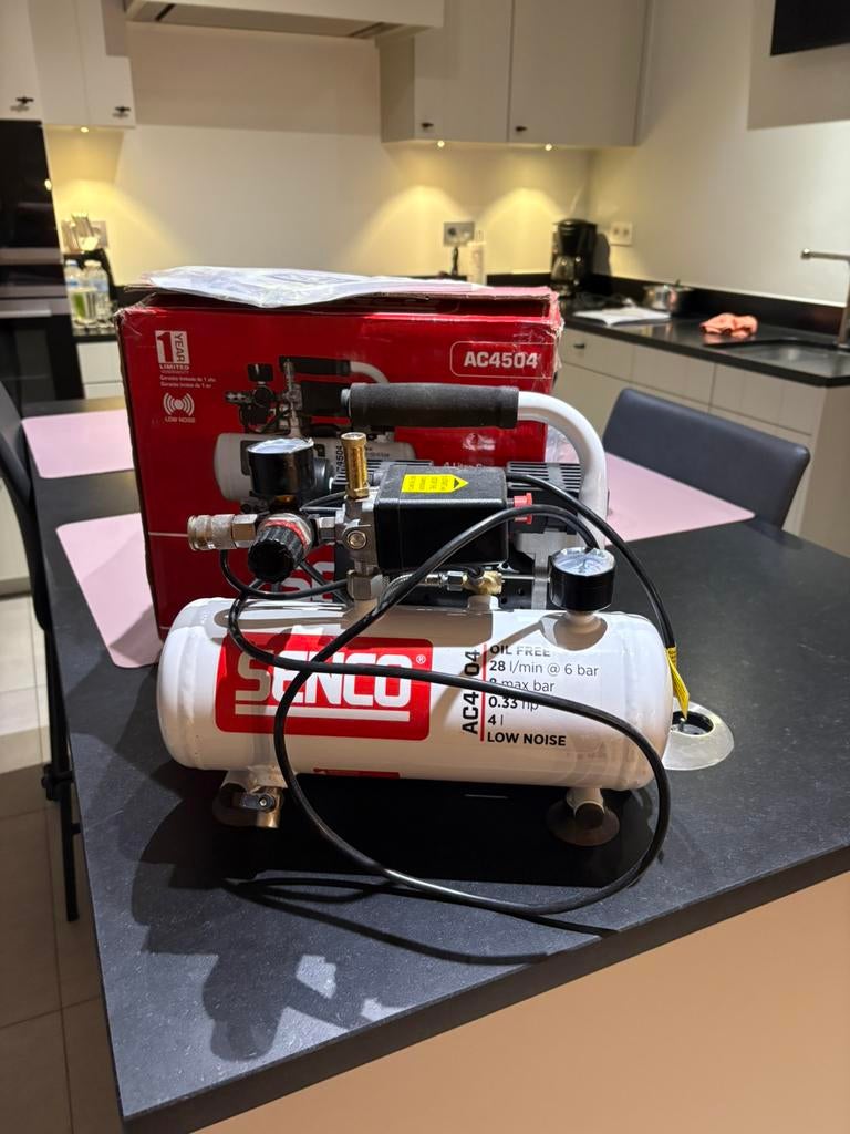 Senco compressor, Ophalen, Zo goed als nieuw