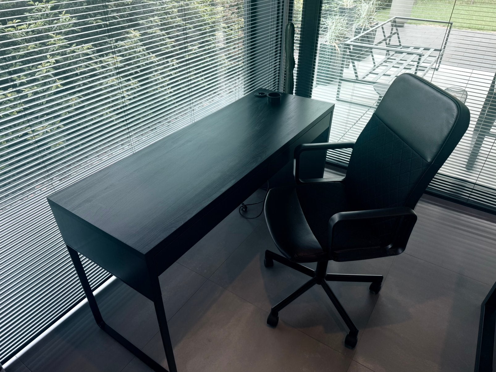 Bureau et chaise, Huis en Inrichting, Bureaus, Ophalen, Zo goed als nieuw