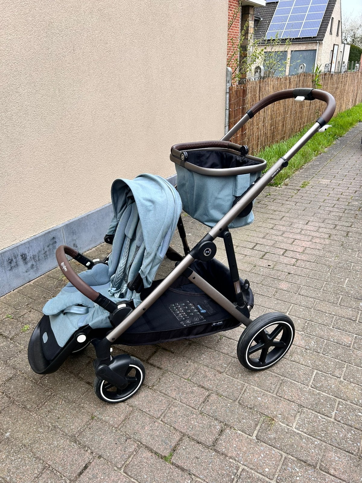 Cybex Gazelle S - Taupe + 2 buggy zitjes in stormy blue, Kinderen en Baby's, Kinderwagens en Combinaties, Ophalen, Zo goed als nieuw