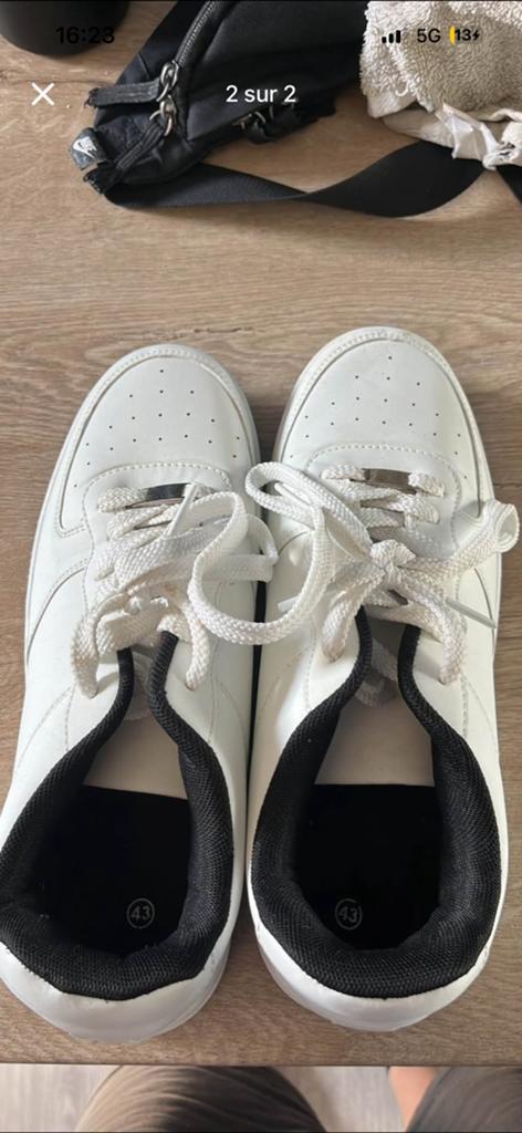 Basket Nike 43, Sport en Fitness, Basketbal, Ophalen of Verzenden, Zo goed als nieuw