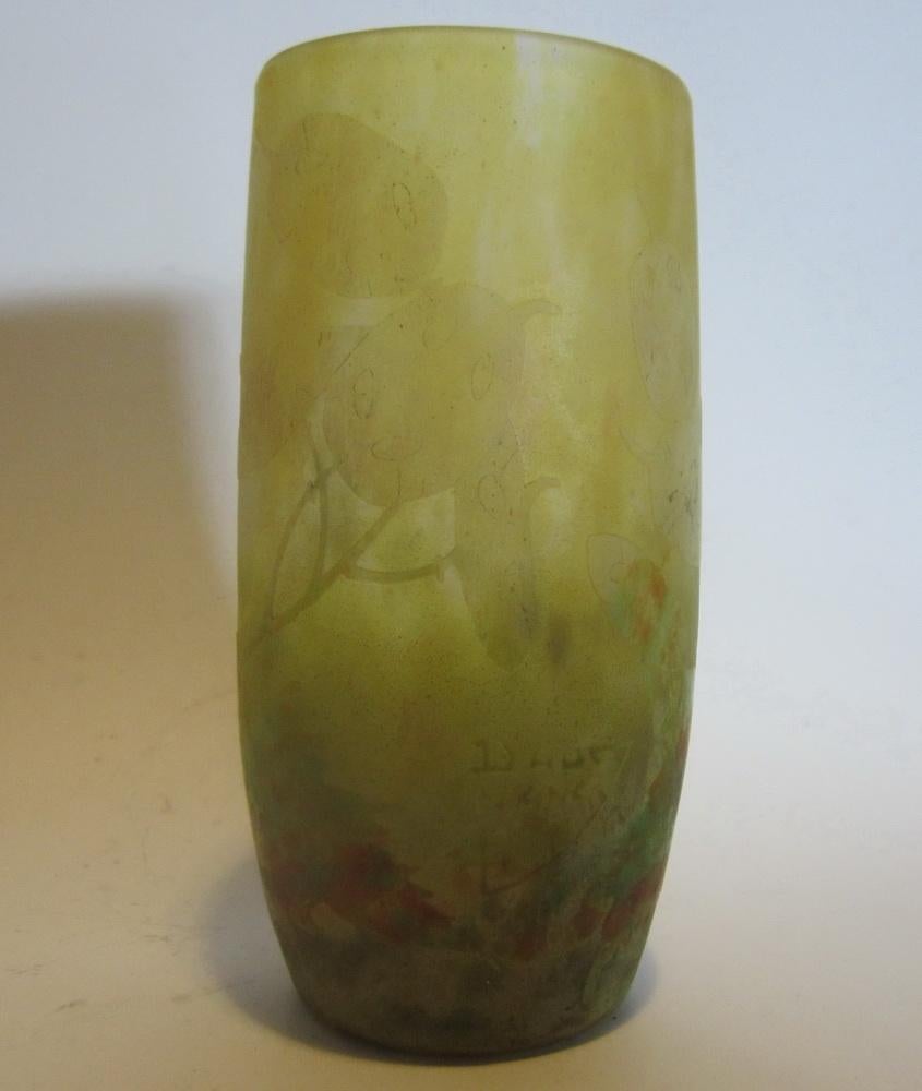 Vase Daum Nancy ancien en verre camée, fleurs, Envoi