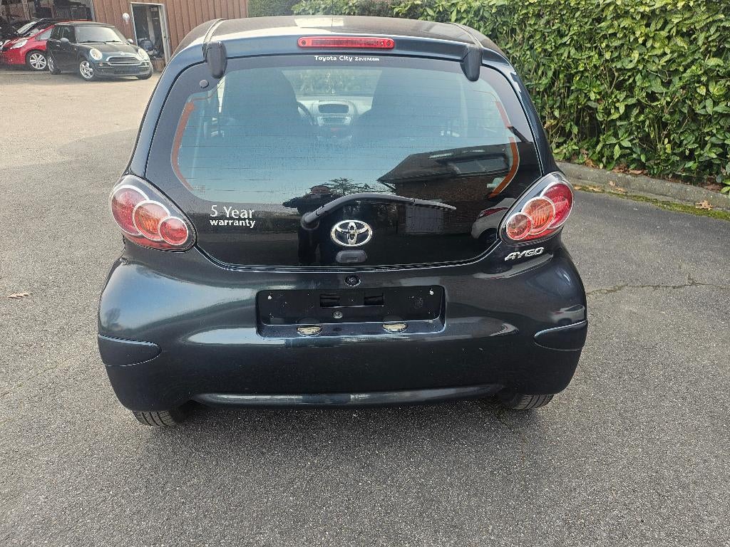 TOYOTA AIGO 2012, Voorwielaandrijving, Euro 5, Stof, Bedrijf