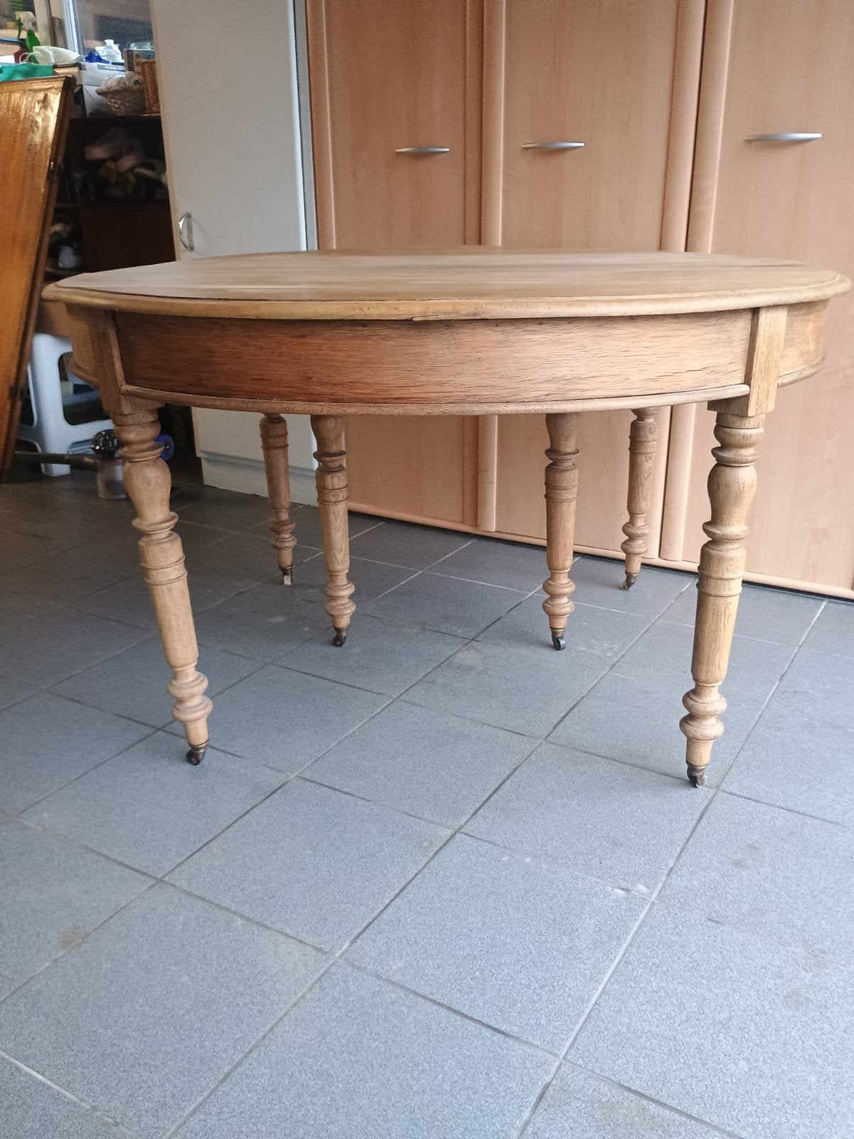Jolie table en chêne avec allonge, Enlèvement