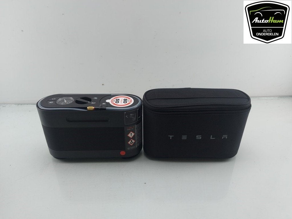 DIVERS Banden reparatieset Tesla Model 3 (01-2017/-), Germany_Sales@tesla.com, Utilisé, Autres marques automobiles, Ludwig-Prandtl-Straße 27 - 29
12526  Berlin, DE