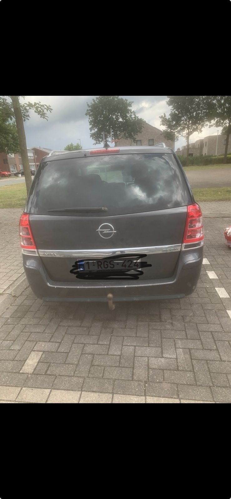 problème dans le moteur de l'Opel Zafira, Autos, Particulier, Achat, Zafira