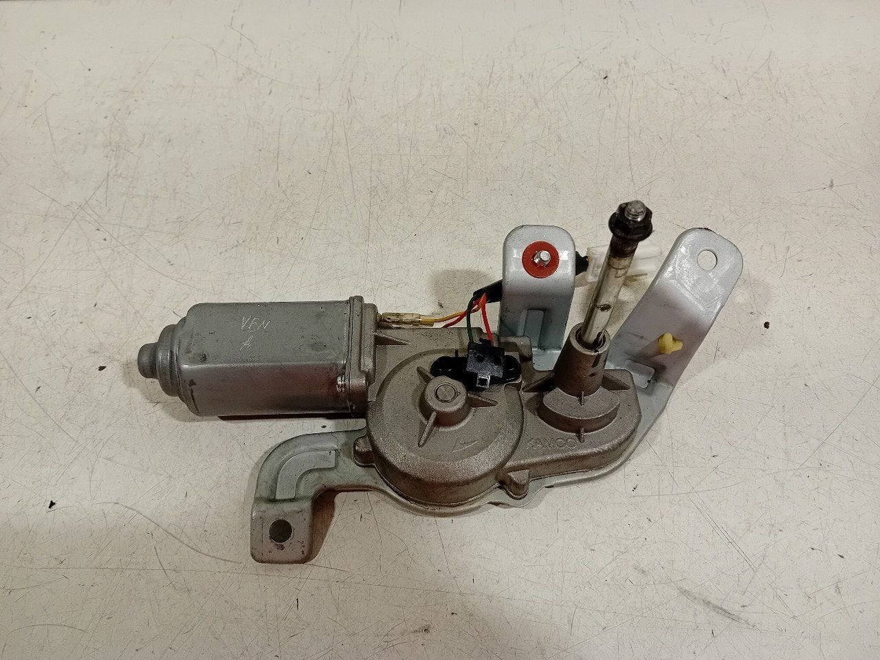 Ruitenwissermotor achter Chevrolet Spark, Onderdelen@venauto.nl, Van der Ven Autorecycling B.V., Gebruikt, Ettenseweg 76, 4706 PB Roosendaal, The Netherlands