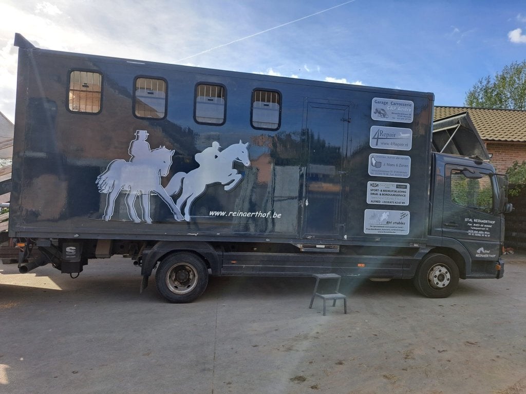 camion à chevaux 4 chevaux, Animaux & Accessoires, Enlèvement, Comme neuf, Autres types