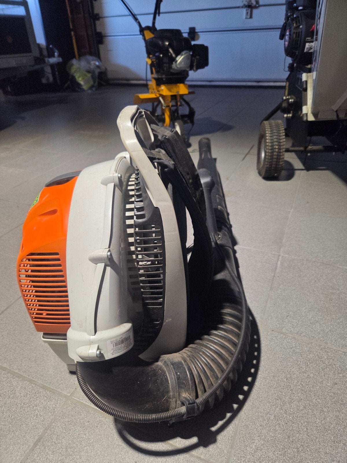 Stihl bladblazer BR 430, Ophalen, Ruggedragen, Zo goed als nieuw, Stihl