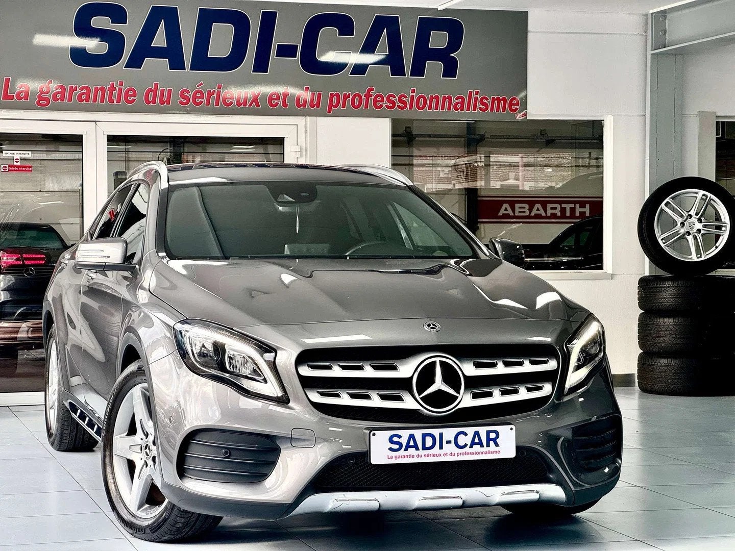 Mercedes-Benz GLA 180 E.122cv AUT. 7G DCT - AMG LINE EDITION, Auto's, 122 pk, 4 cilinders, 1595 cc, Bedrijf