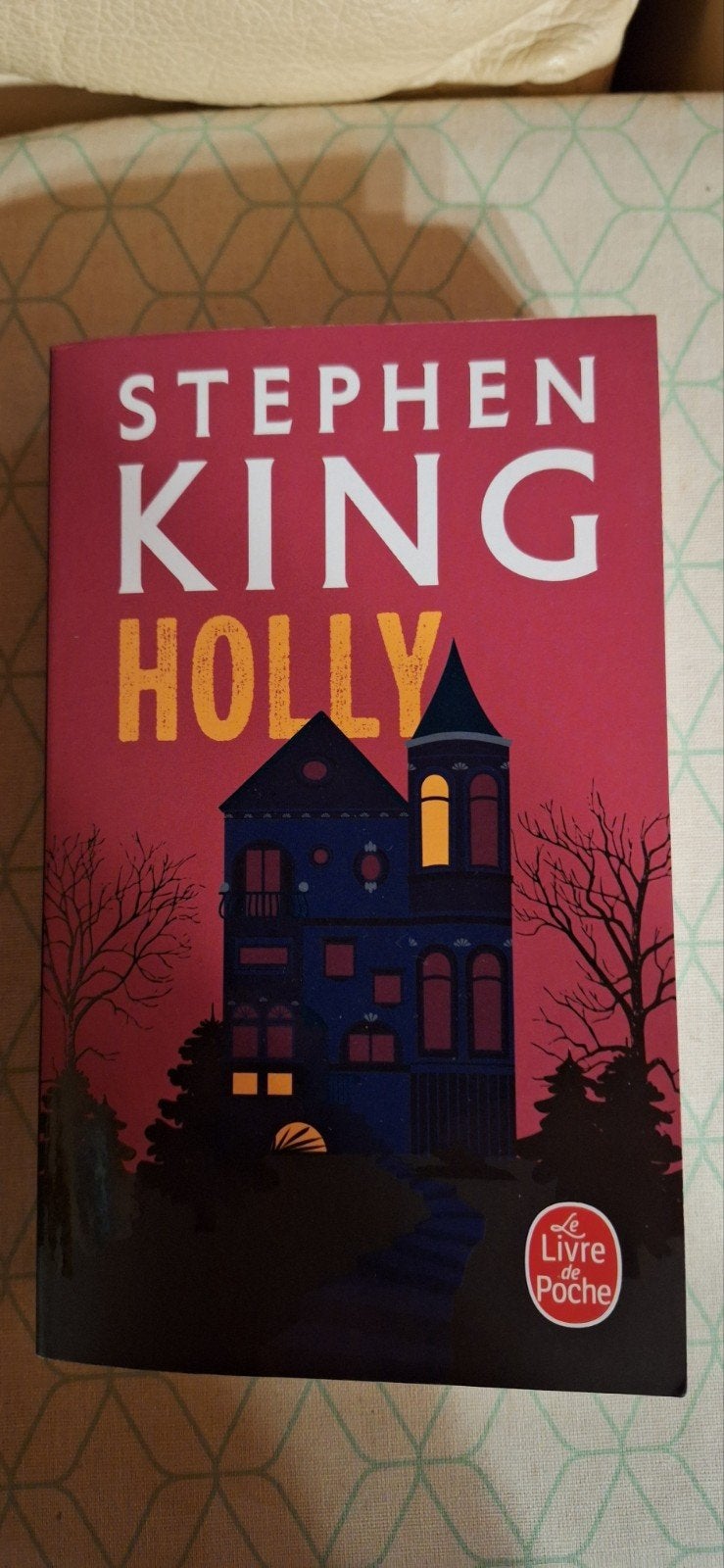 Holly, Enlèvement