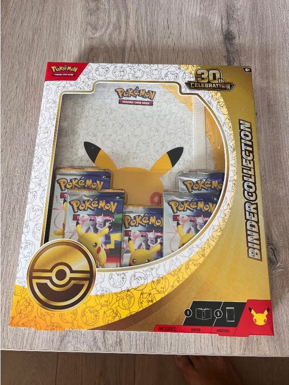 Pokémon 30y binder collection sealed, Hobby en Vrije tijd, Ophalen, Nieuw