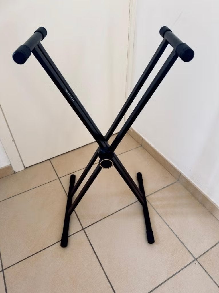 Keyboard stand + microphone stands + guitar stand, Ophalen, Gebruikt, Instrumentstandaard, Gitaar