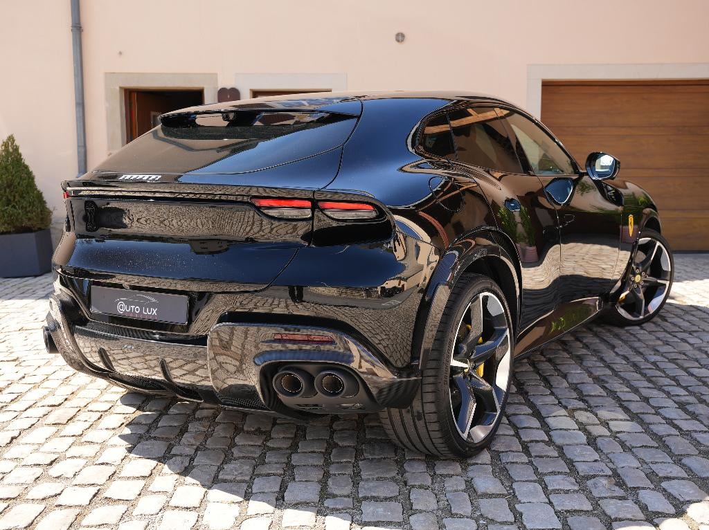 Ferrari Purosangue MY26/FULL CARBON/AIRBRUSHED/PANO/MASSAGE, Auto's, Automaat, 4 zetels, 0 kg, Zwart