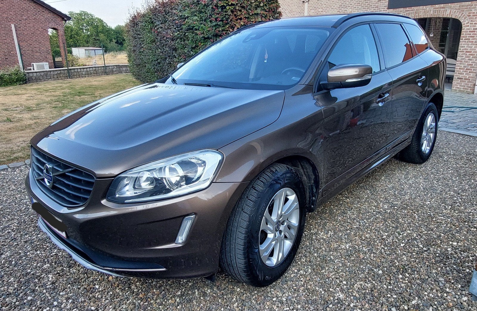 Volvo Xc60 brun bronze, Autos, Volvo, Particulier, XC60, ABS, Phares directionnels, Diesel, Euro 6, MPV ou Monospace, 5 portes