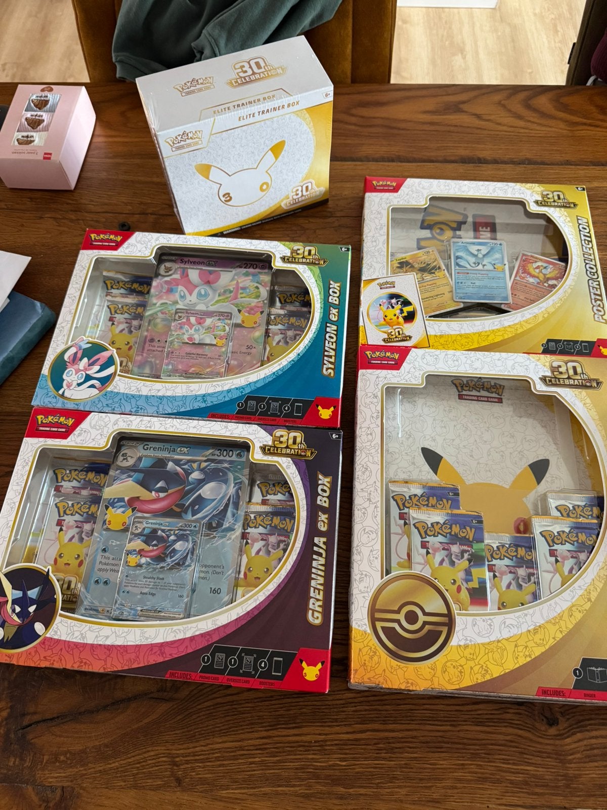 Pokemon 30 jaar, Hobby en Vrije tijd, Ophalen, Zo goed als nieuw