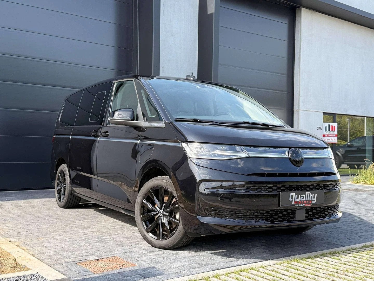 Volkswagen Multivan T7 Multivan Long e-Hybrid 1.4 TSI // 7-Z, Auto's, Automaat, Adaptive Cruise Control, Gebruikt, 4 cilinders